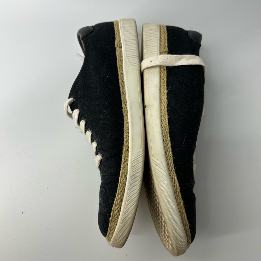 Vionic Black and White Women's Sneakers - Picture 3 of 8